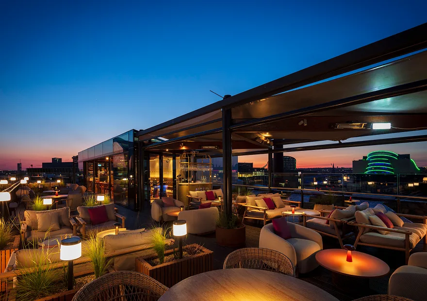 rooftop bar